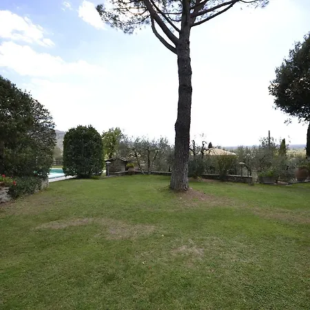Valentina Casa de Campo Cortona
